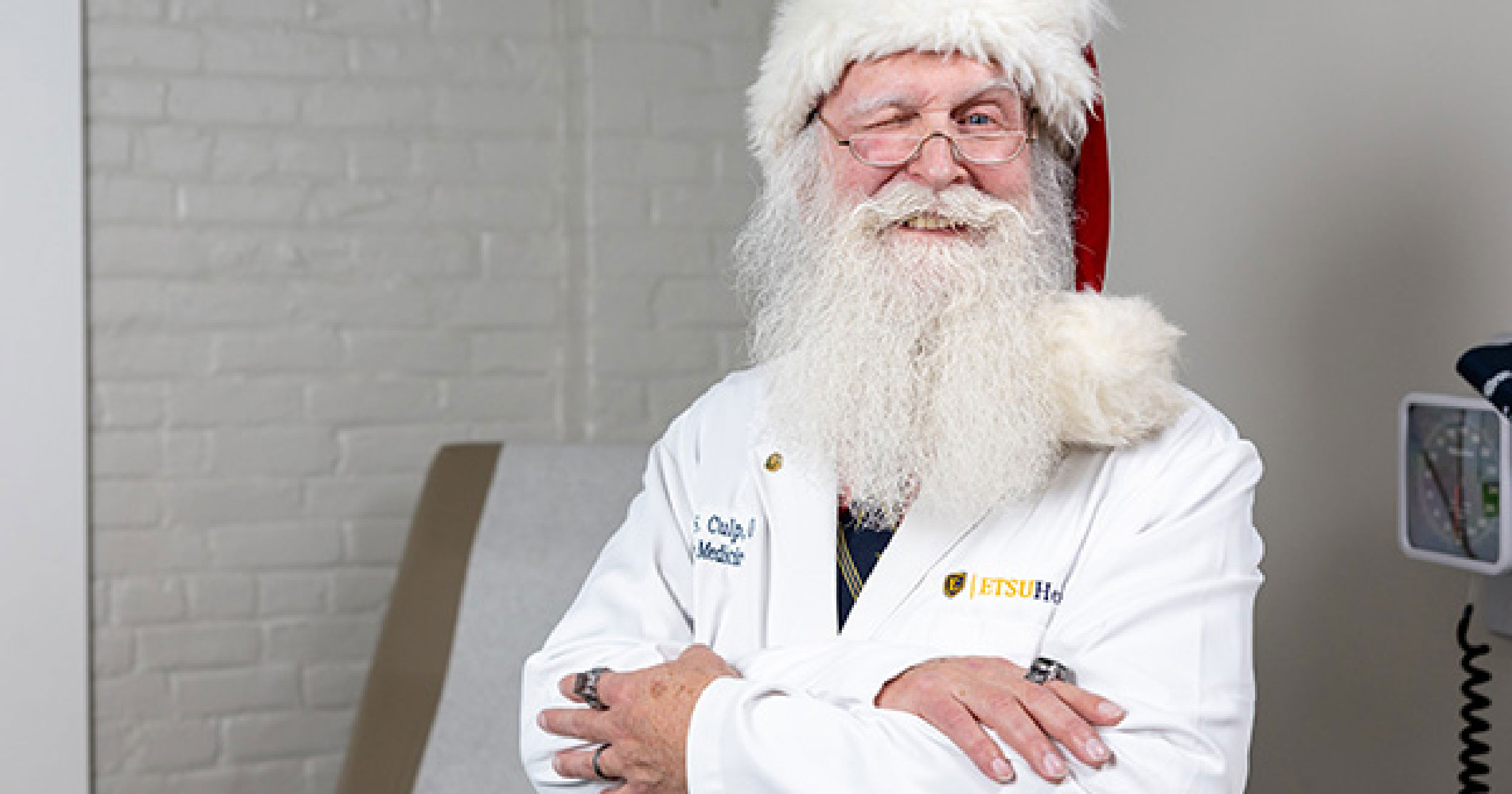 image for Santa's Secret to Healthy Holidays