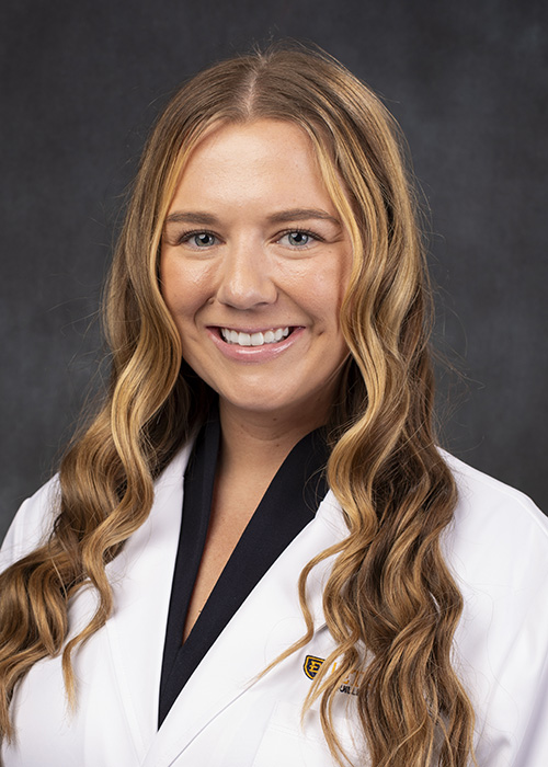 Photo of Alora Ricker, M.D.